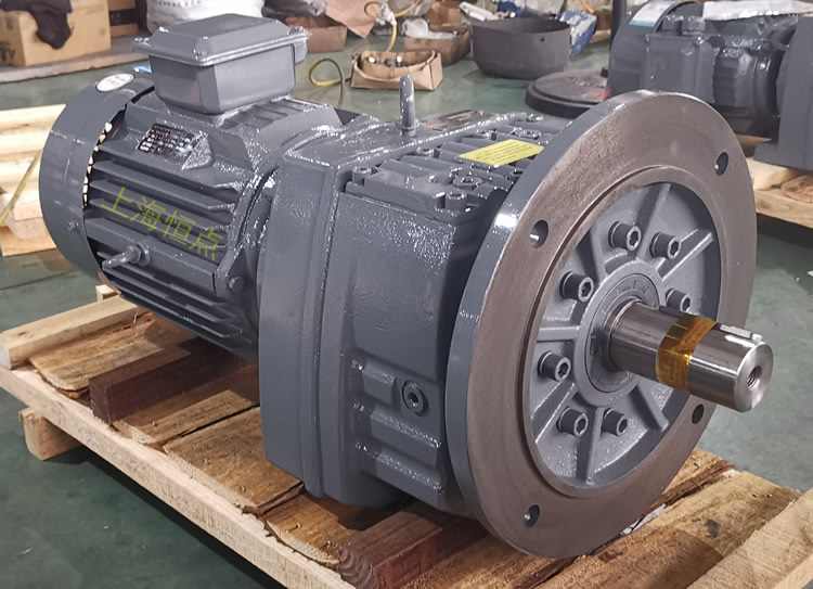 RF87減速機，立式安裝，輸入配電機，實物照片如下
